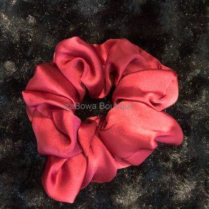 Burgundy Satin Scrunchie  (womens)  SC2668  Handmade NWT Boutique
